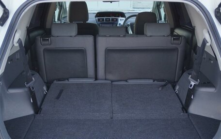 Toyota Prius Alpha I (ZVW40/41), 2012 год, 1 365 000 рублей, 29 фотография