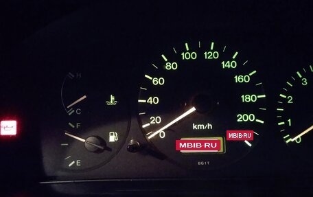 Mazda 323, 1997 год, 150 000 рублей, 11 фотография