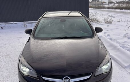 Opel Astra J, 2014 год, 878 000 рублей, 1 фотография