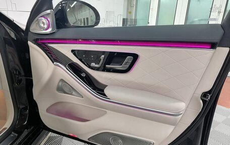 Mercedes-Benz S-Класс, 2024 год, 28 350 000 рублей, 19 фотография