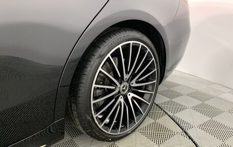 Mercedes-Benz S-Класс, 2024 год, 32 050 000 рублей, 25 фотография