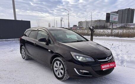 Opel Astra J, 2014 год, 878 000 рублей, 2 фотография