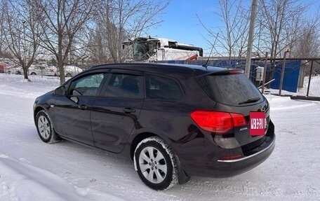 Opel Astra J, 2014 год, 878 000 рублей, 6 фотография