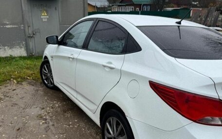 Hyundai Solaris II рестайлинг, 2015 год, 700 000 рублей, 6 фотография