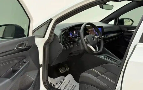 Volkswagen Golf VIII, 2023 год, 1 972 077 рублей, 11 фотография