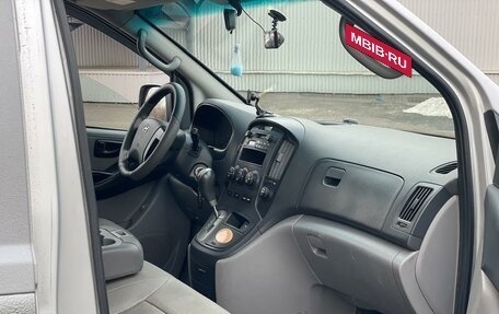 Hyundai Grand Starex Grand Starex I рестайлинг 2, 2008 год, 980 000 рублей, 5 фотография