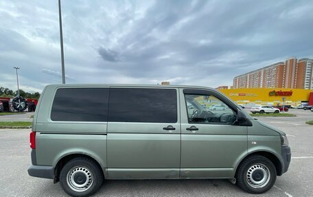 Volkswagen Caravelle T5, 2012 год, 1 850 000 рублей, 13 фотография