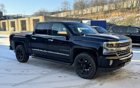 Chevrolet Silverado, 2018 год, 4 299 999 рублей, 3 фотография