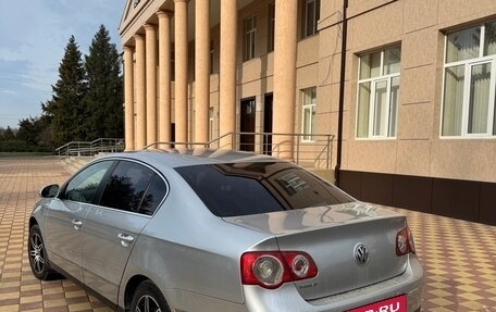 Volkswagen Passat B6, 2007 год, 550 000 рублей, 17 фотография