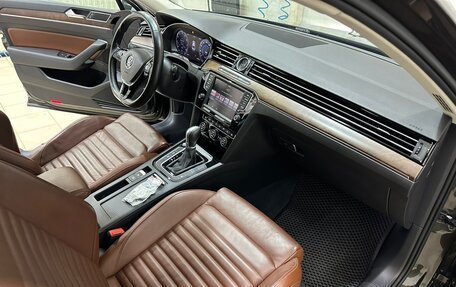 Volkswagen Passat B8 рестайлинг, 2016 год, 2 100 000 рублей, 14 фотография