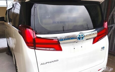 Toyota Alphard III, 2021 год, 5 900 000 рублей, 16 фотография