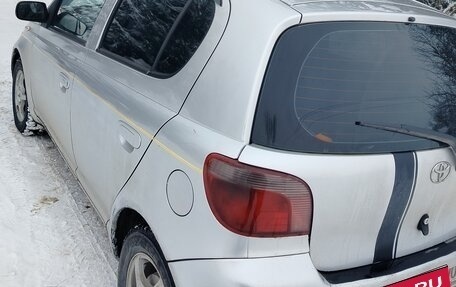 Toyota Yaris I рестайлинг, 2000 год, 245 000 рублей, 4 фотография