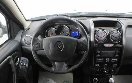 Renault Duster I рестайлинг, 2016 год, 1 075 000 рублей, 13 фотография