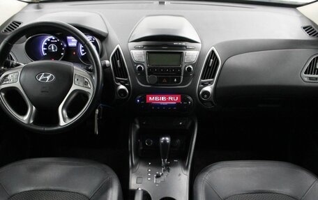 Hyundai ix35 I рестайлинг, 2011 год, 870 000 рублей, 17 фотография