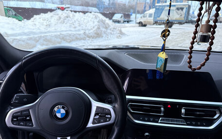 BMW 3 серия, 2021 год, 4 500 000 рублей, 11 фотография