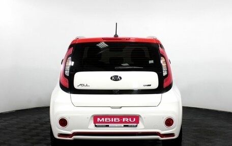 KIA Soul II рестайлинг, 2018 год, 1 595 000 рублей, 7 фотография