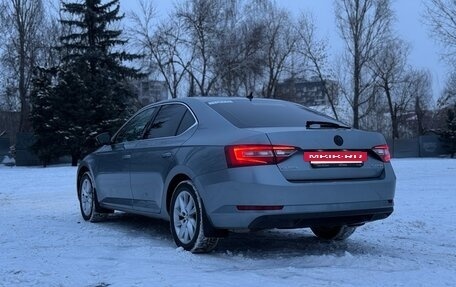 Skoda Superb III рестайлинг, 2017 год, 2 299 000 рублей, 3 фотография