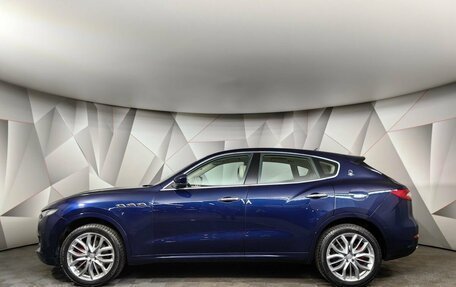 Maserati Levante I, 2018 год, 4 980 000 рублей, 5 фотография