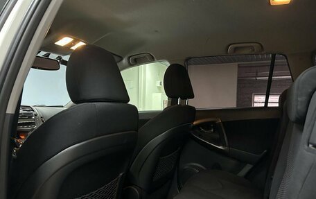 Toyota RAV4, 2011 год, 1 385 000 рублей, 13 фотография