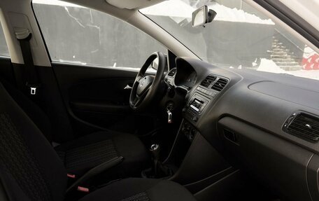 Volkswagen Polo VI (EU Market), 2016 год, 887 000 рублей, 6 фотография