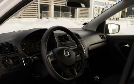 Volkswagen Polo VI (EU Market), 2016 год, 887 000 рублей, 5 фотография