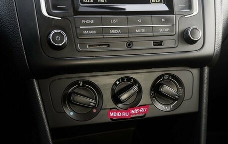 Volkswagen Polo VI (EU Market), 2016 год, 887 000 рублей, 11 фотография