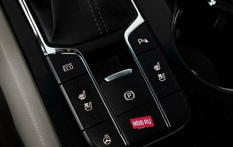 KIA Carnival III, 2019 год, 2 820 000 рублей, 16 фотография