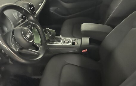 Audi A3, 2019 год, 2 200 000 рублей, 7 фотография