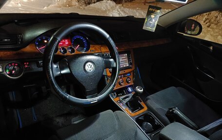 Volkswagen Passat B6, 2006 год, 550 000 рублей, 10 фотография