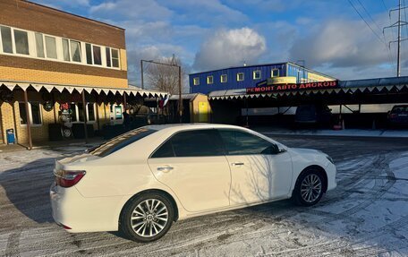 Toyota Camry, 2013 год, 1 800 000 рублей, 3 фотография