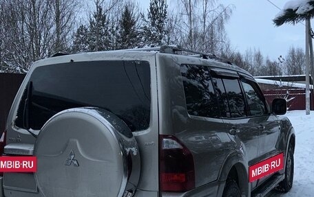 Mitsubishi Pajero III рестайлинг, 2005 год, 1 190 000 рублей, 4 фотография