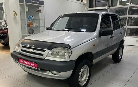 Chevrolet Niva I рестайлинг, 2005 год, 245 000 рублей, 1 фотография