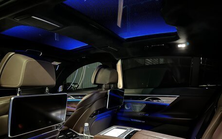 BMW 7 серия, 2016 год, 4 490 000 рублей, 31 фотография