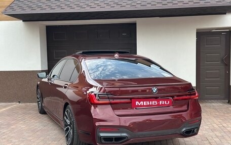 BMW 7 серия, 2016 год, 4 490 000 рублей, 21 фотография
