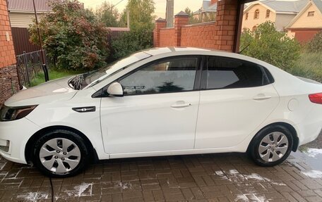 KIA Rio III рестайлинг, 2013 год, 950 000 рублей, 6 фотография