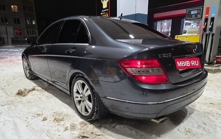 Mercedes-Benz C-Класс, 2007 год, 850 000 рублей, 6 фотография