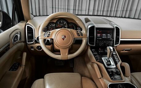 Porsche Cayenne III, 2014 год, 2 120 000 рублей, 13 фотография