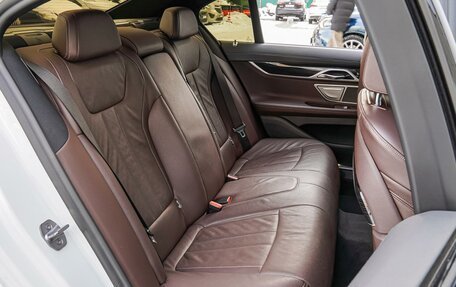 BMW 7 серия, 2018 год, 3 580 000 рублей, 10 фотография