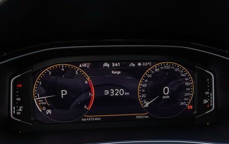 Volkswagen T-Roc I, 2021 год, 2 225 000 рублей, 16 фотография