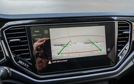 Volkswagen T-Roc I, 2021 год, 2 225 000 рублей, 15 фотография