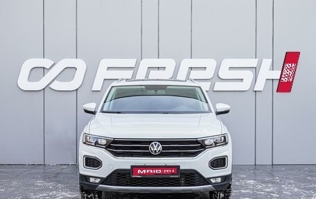 Volkswagen T-Roc I, 2021 год, 2 225 000 рублей, 3 фотография