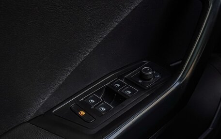 Volkswagen T-Roc I, 2021 год, 2 225 000 рублей, 20 фотография