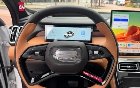 Geely Atlas, 2025 год, 2 843 000 рублей, 12 фотография