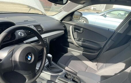 BMW 1 серия, 2011 год, 980 000 рублей, 12 фотография