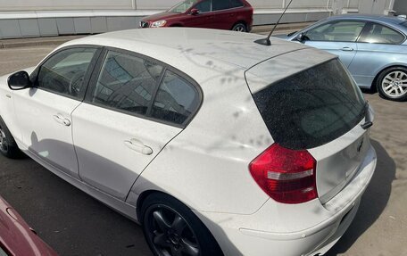 BMW 1 серия, 2011 год, 980 000 рублей, 15 фотография