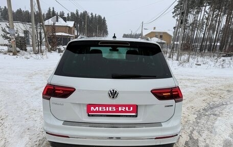 Volkswagen Tiguan II, 2020 год, 3 550 000 рублей, 2 фотография