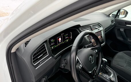 Volkswagen Tiguan II, 2020 год, 3 550 000 рублей, 12 фотография