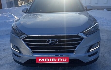 Hyundai Tucson III, 2019 год, 2 500 000 рублей, 2 фотография