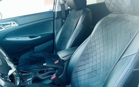 Hyundai Tucson III, 2019 год, 2 500 000 рублей, 10 фотография