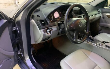 Mercedes-Benz C-Класс, 2007 год, 800 000 рублей, 12 фотография